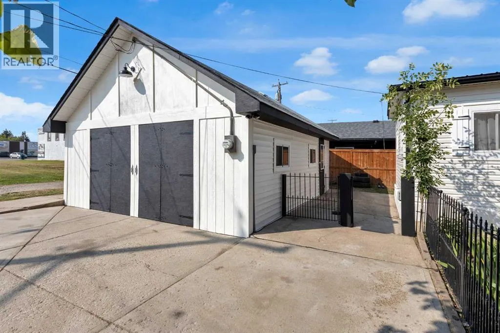 233 1 Street