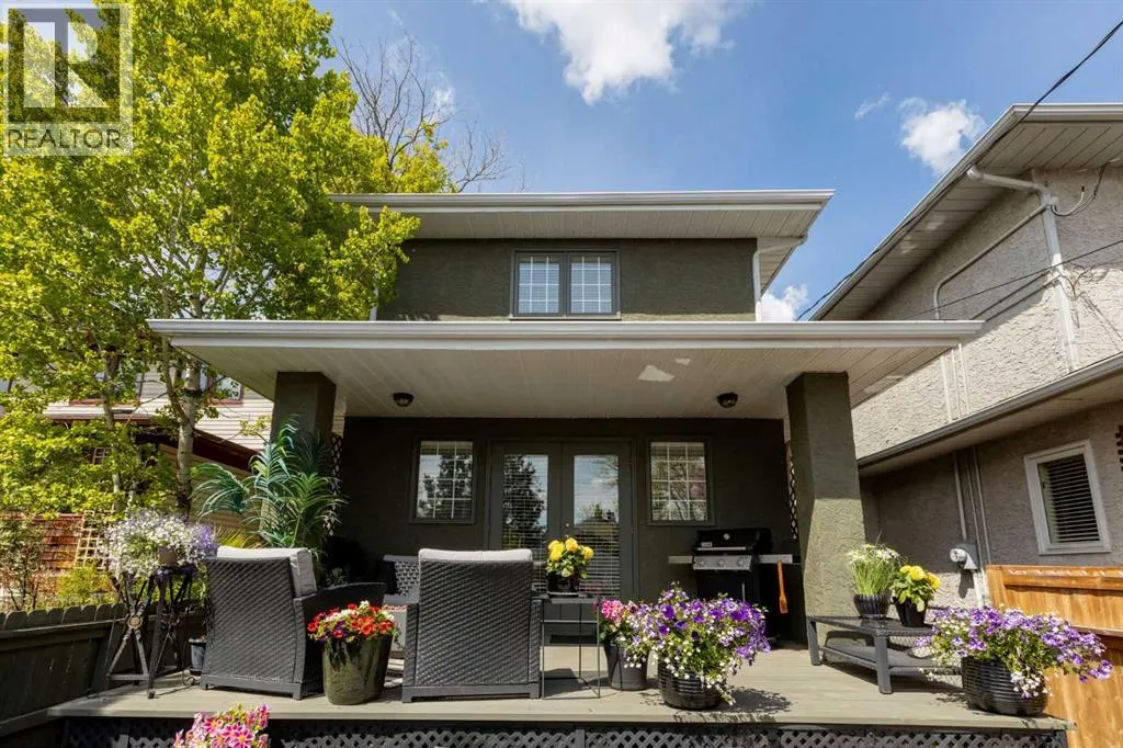 1903 29 Avenue SW