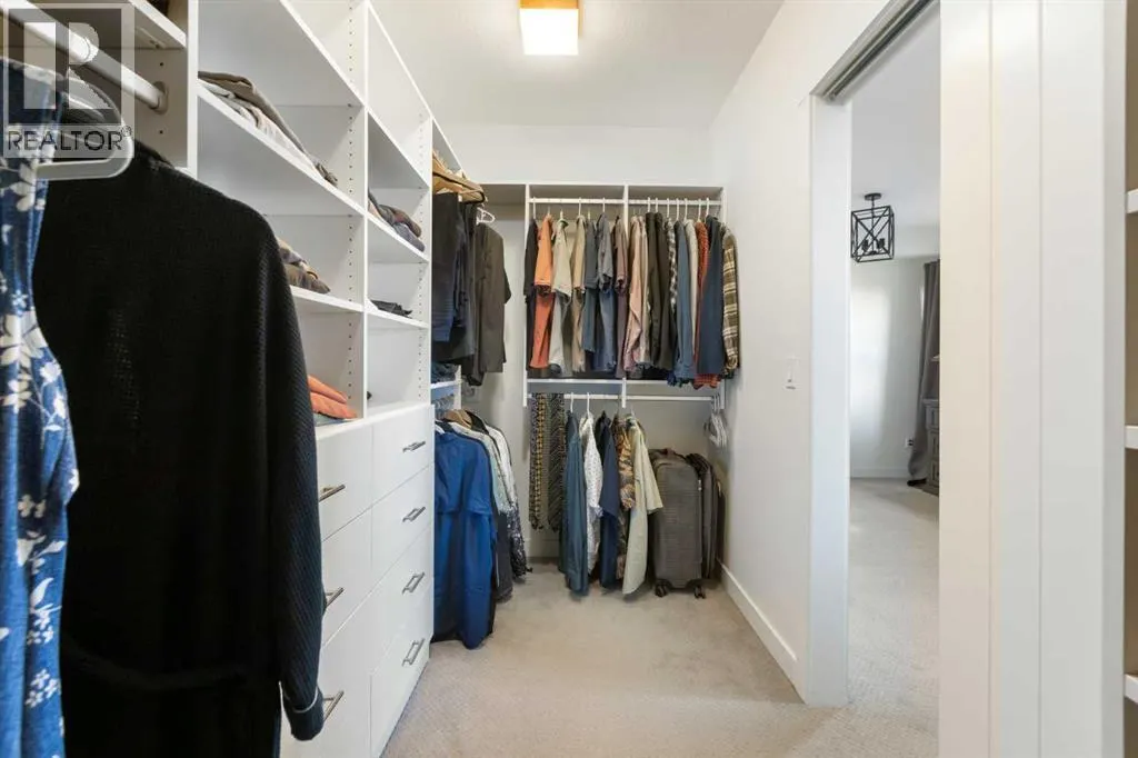 227, 15 Aspenmont Heights SW