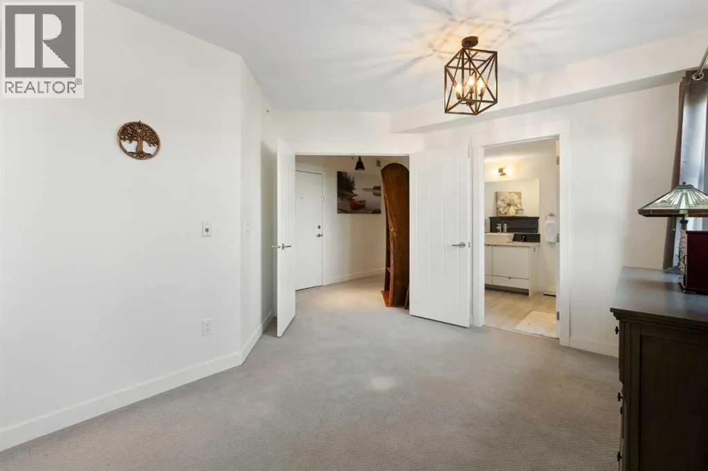 227, 15 Aspenmont Heights SW
