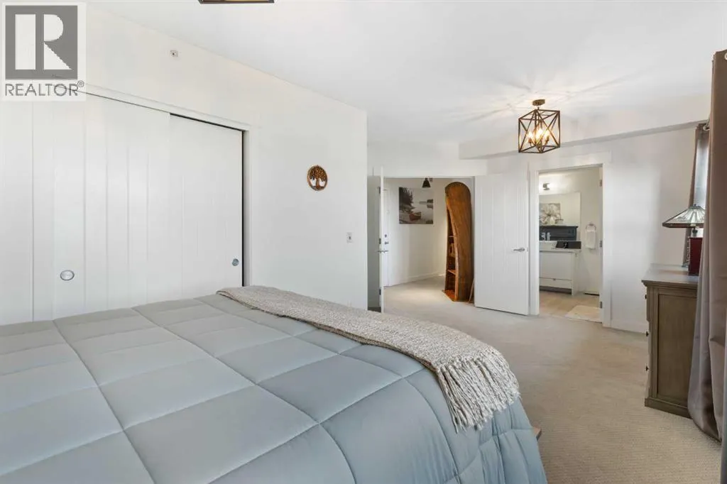 227, 15 Aspenmont Heights SW