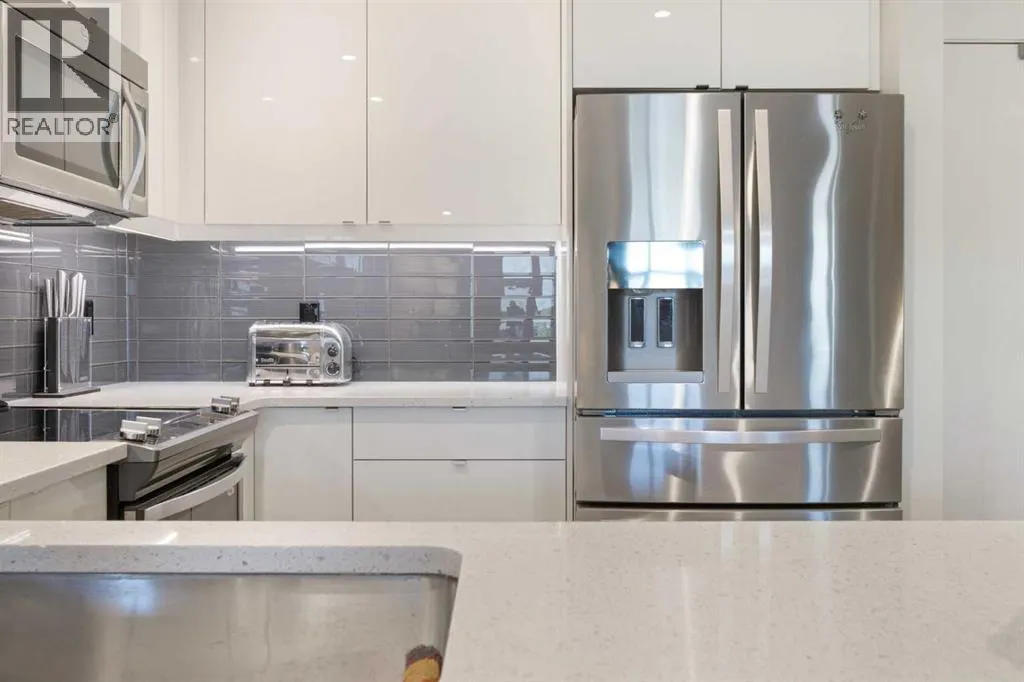 227, 15 Aspenmont Heights SW