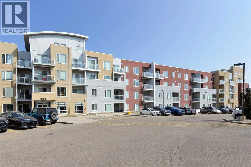 2432, 604 East Lake Boulevard NE