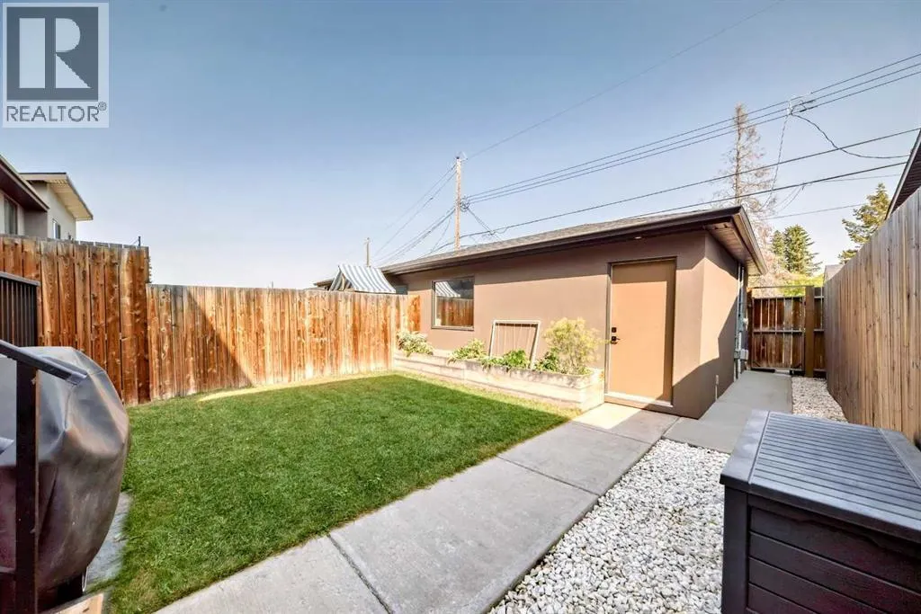 2808 39 Street SW