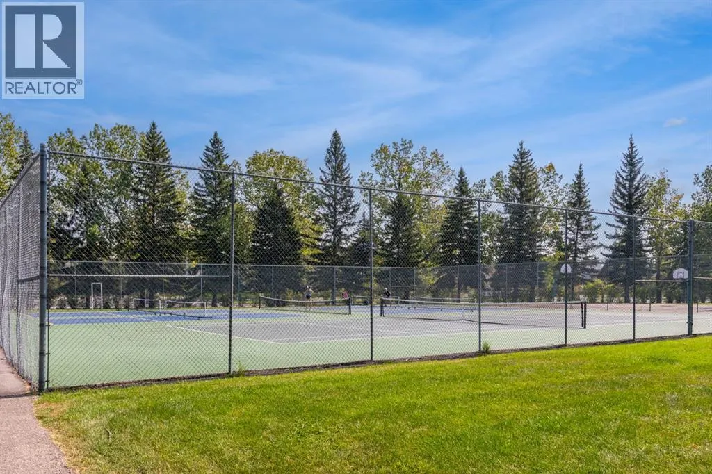 124 Midpark Drive SE