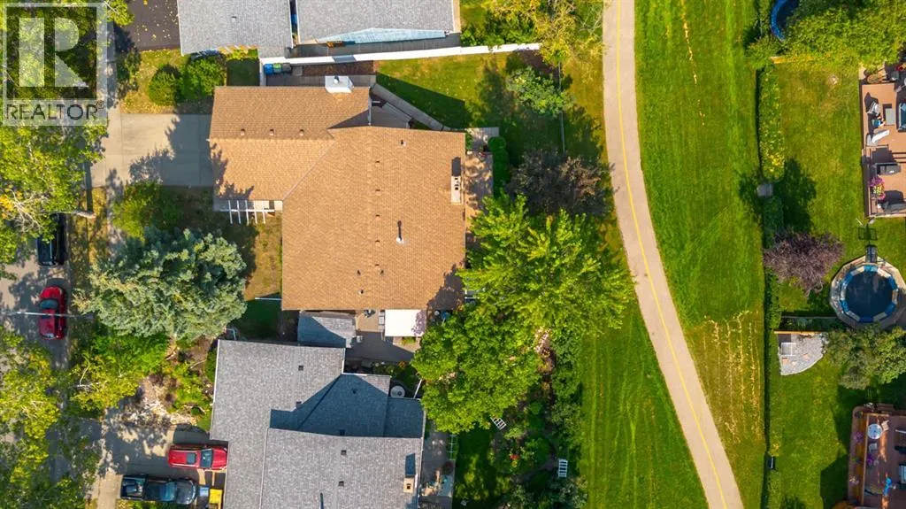 124 Midpark Drive SE