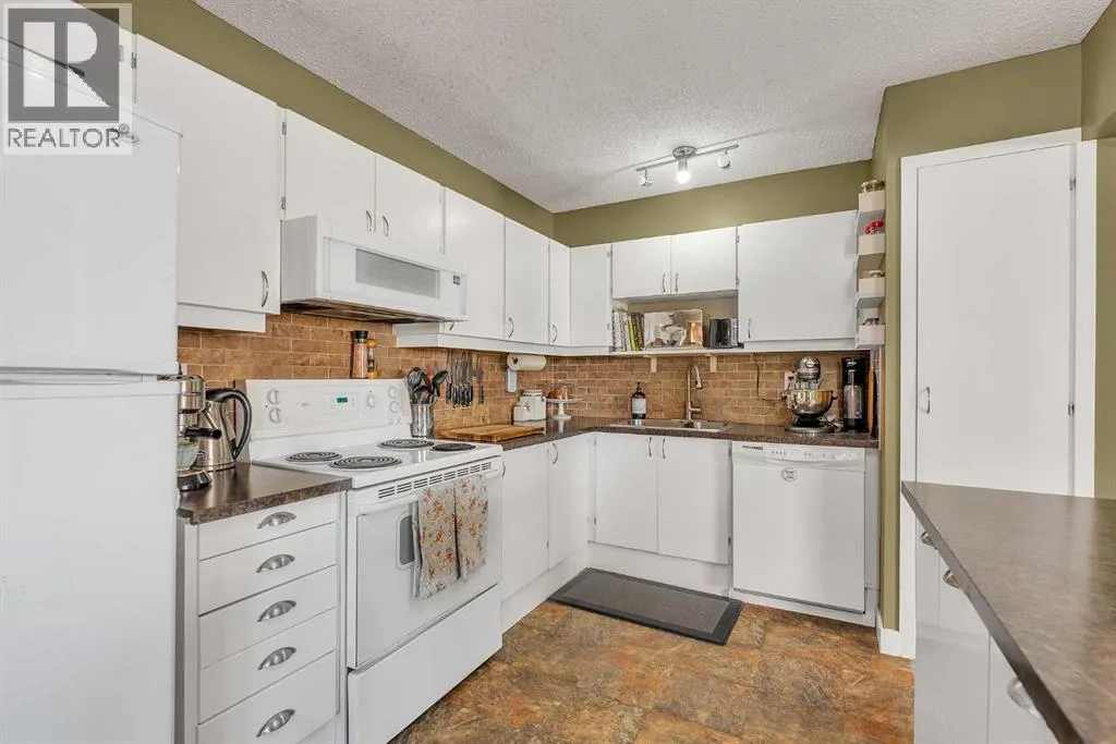 70 Ranch Glen Drive NW