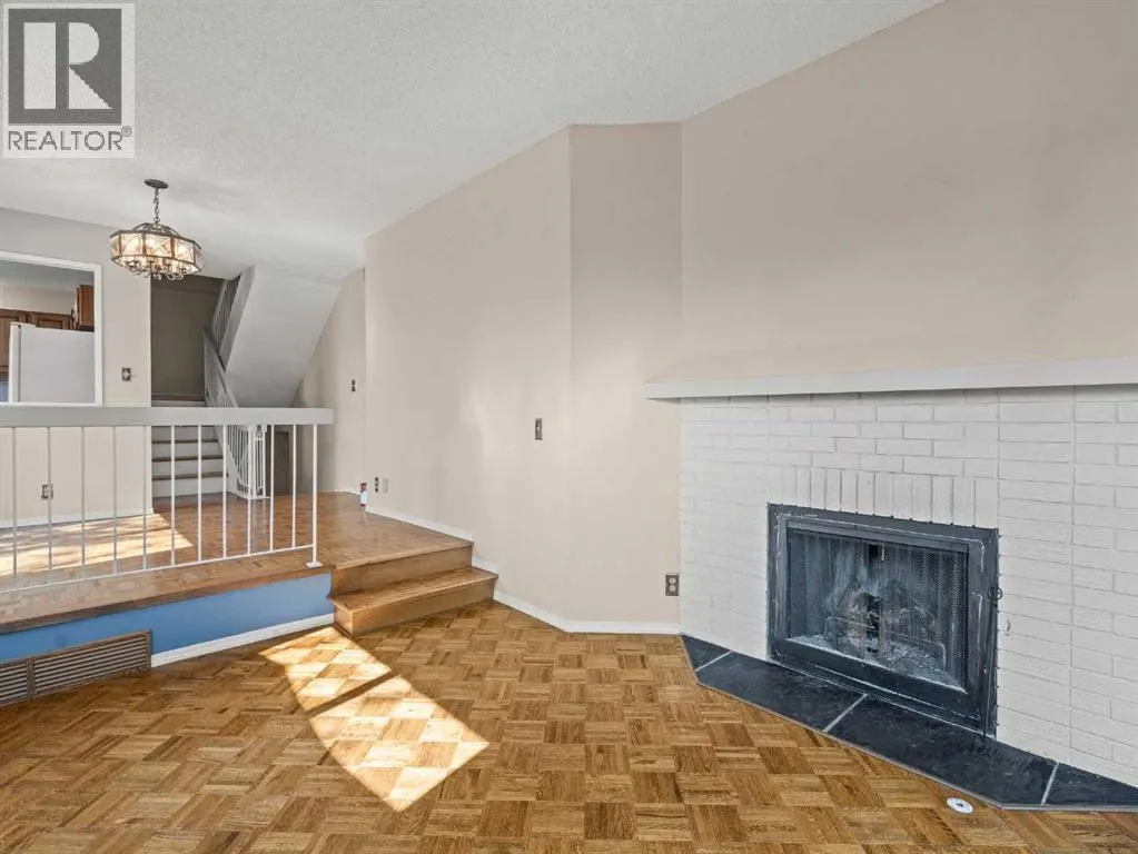 10, 8533 Silver Springs Road NW