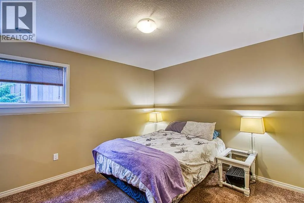 10942 O'Brien Lake Crescent