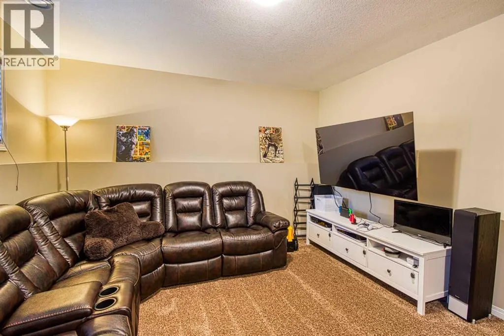 10942 O'Brien Lake Crescent