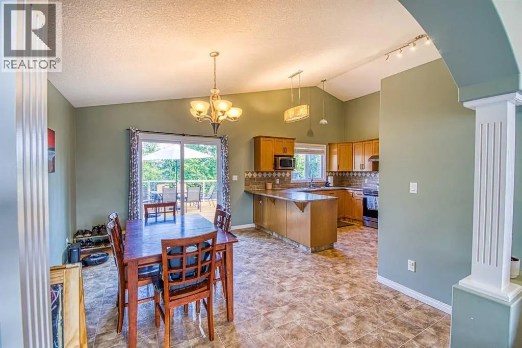 10942 O'Brien Lake Crescent