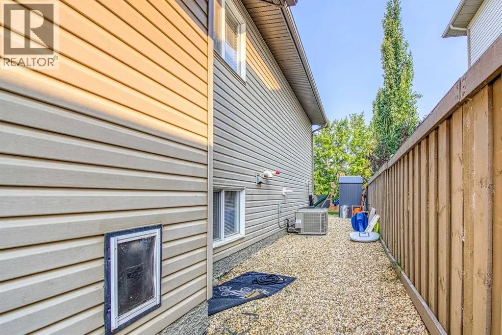 10942 O'Brien Lake Crescent