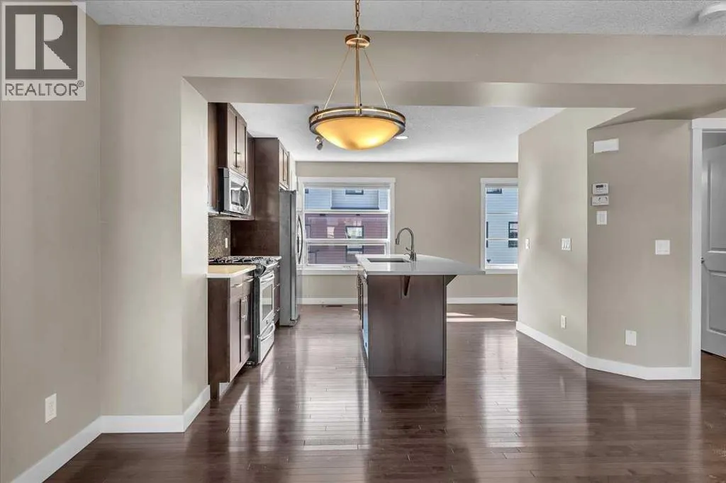 25 Aspen Hills Green SW