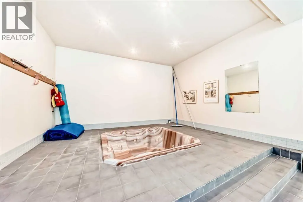 131 Varsity Estates Terrace NW