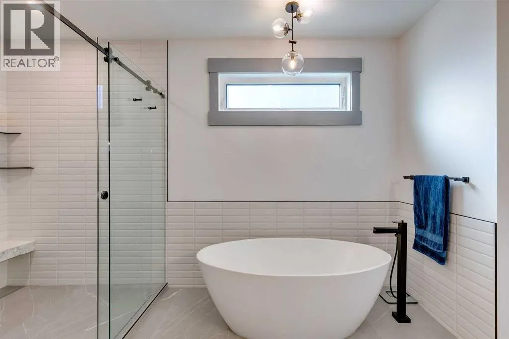 30 Roselawn Crescent NW