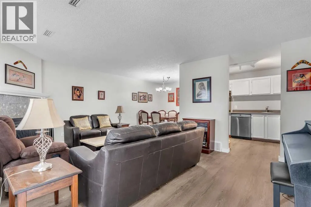 71 Cedar Springs Gardens SW
