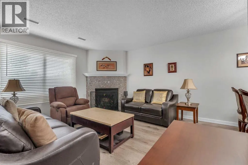 71 Cedar Springs Gardens SW