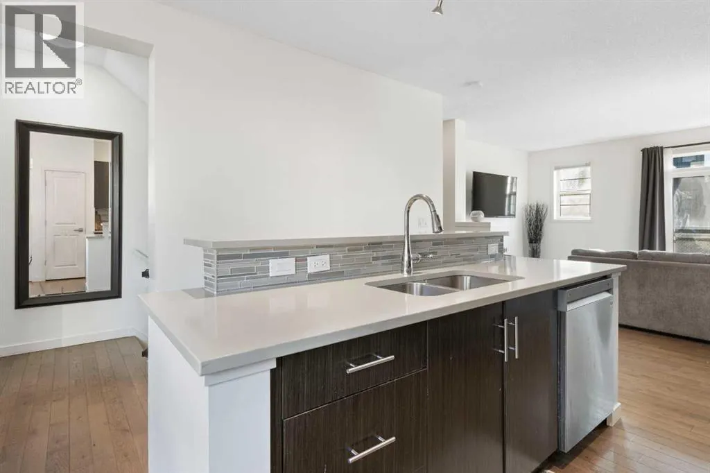 62 Walden Walk SE