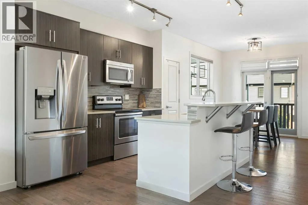 62 Walden Walk SE