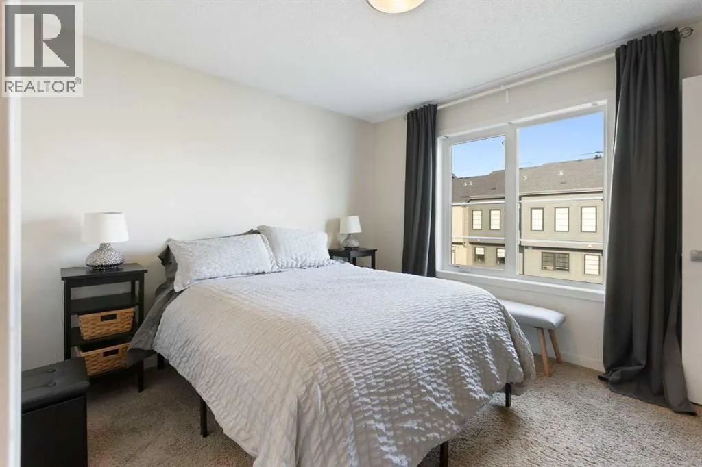 62 Walden Walk SE