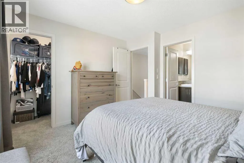 62 Walden Walk SE