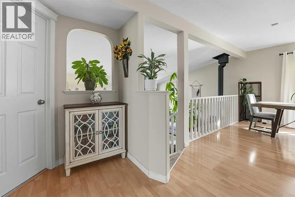 102 Dubois Crescent