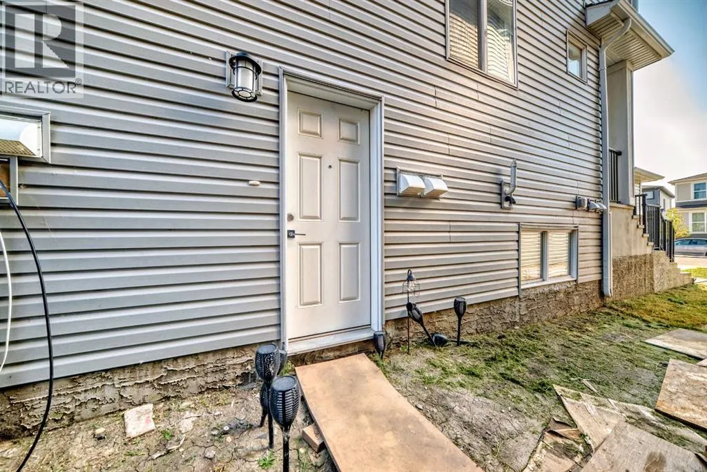 110 Corner Meadows Grove NE