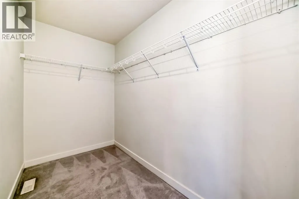 110 Corner Meadows Grove NE