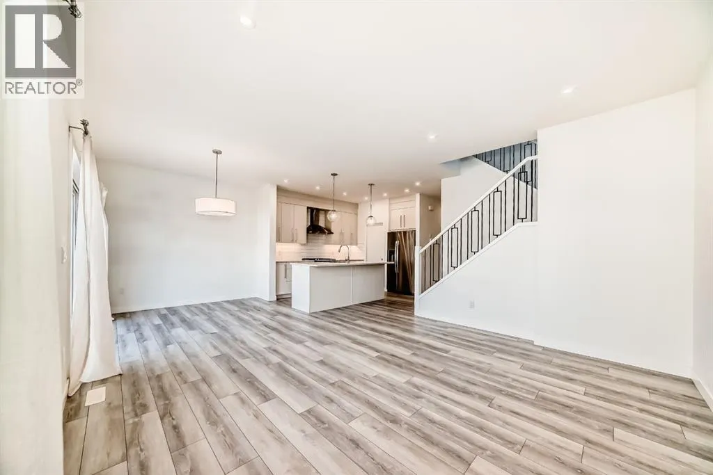 110 Corner Meadows Grove NE