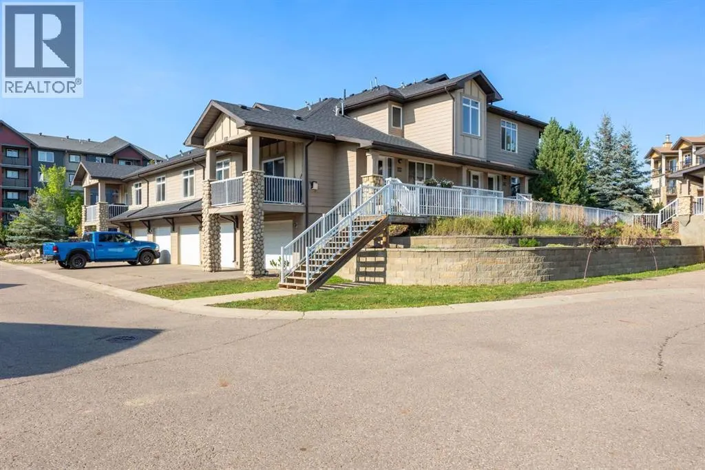105, 105 Fontaine Crescent