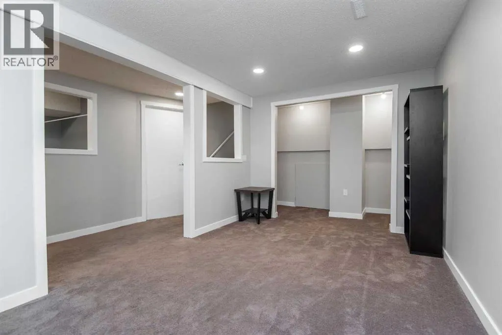 19 Glendale Boulevard
