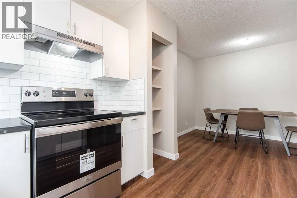 19 Glendale Boulevard