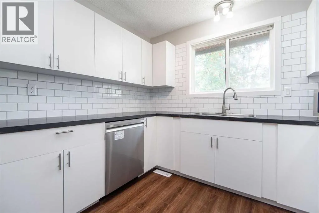 19 Glendale Boulevard