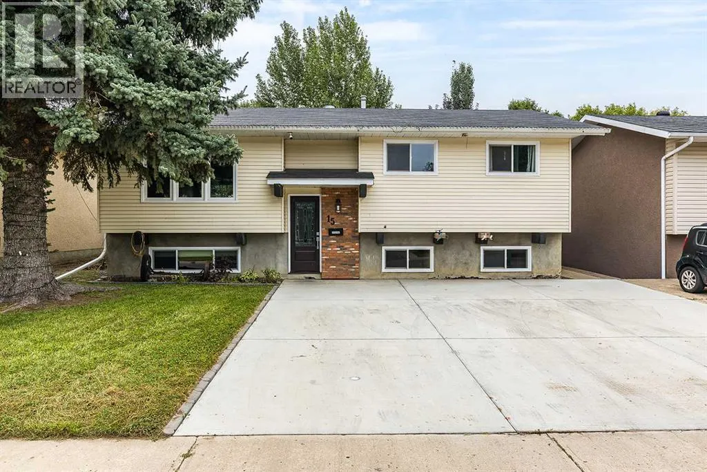 15 Ross Haven Avenue SE