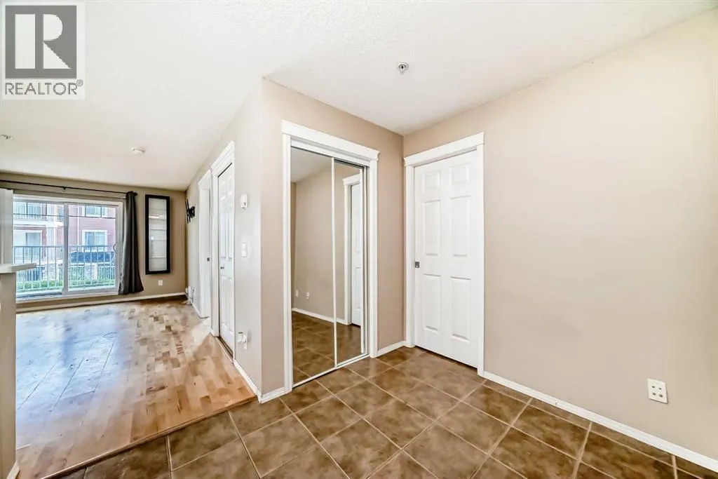 8106, 70 Panamount Drive NW