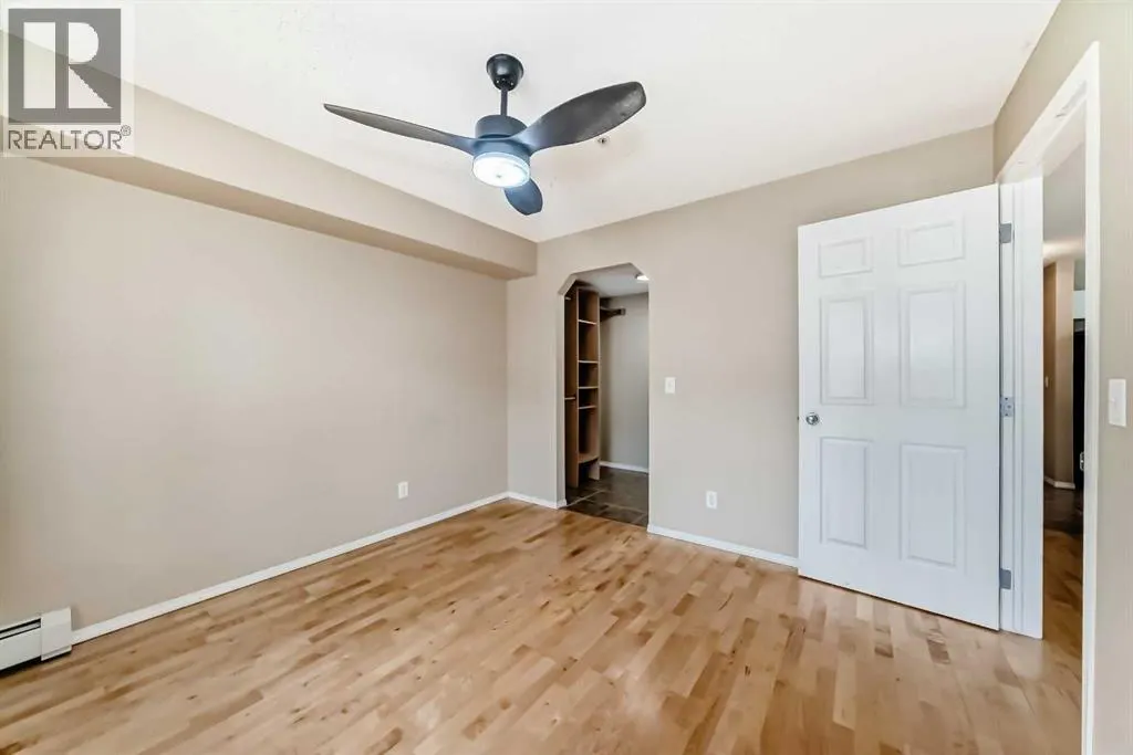 8106, 70 Panamount Drive NW