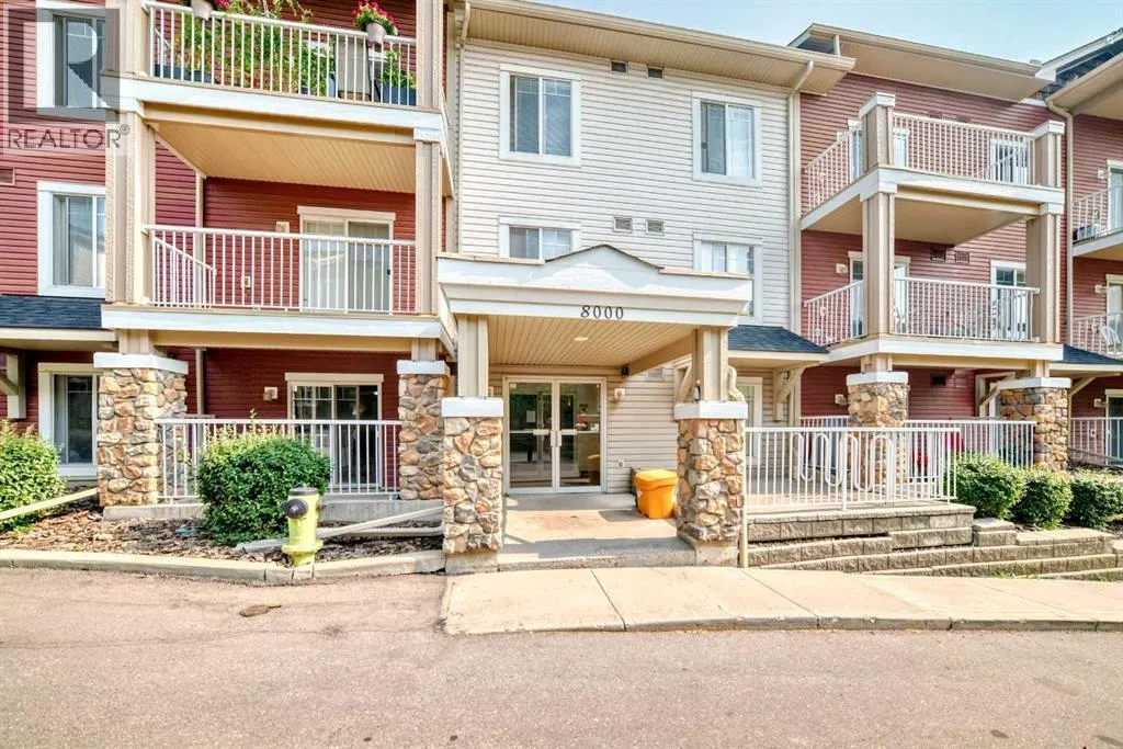 8106, 70 Panamount Drive NW