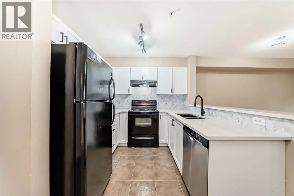 8106, 70 Panamount Drive NW