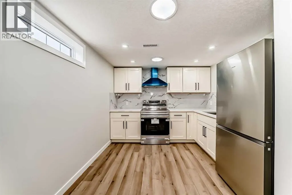4112 Maryvale Drive NE