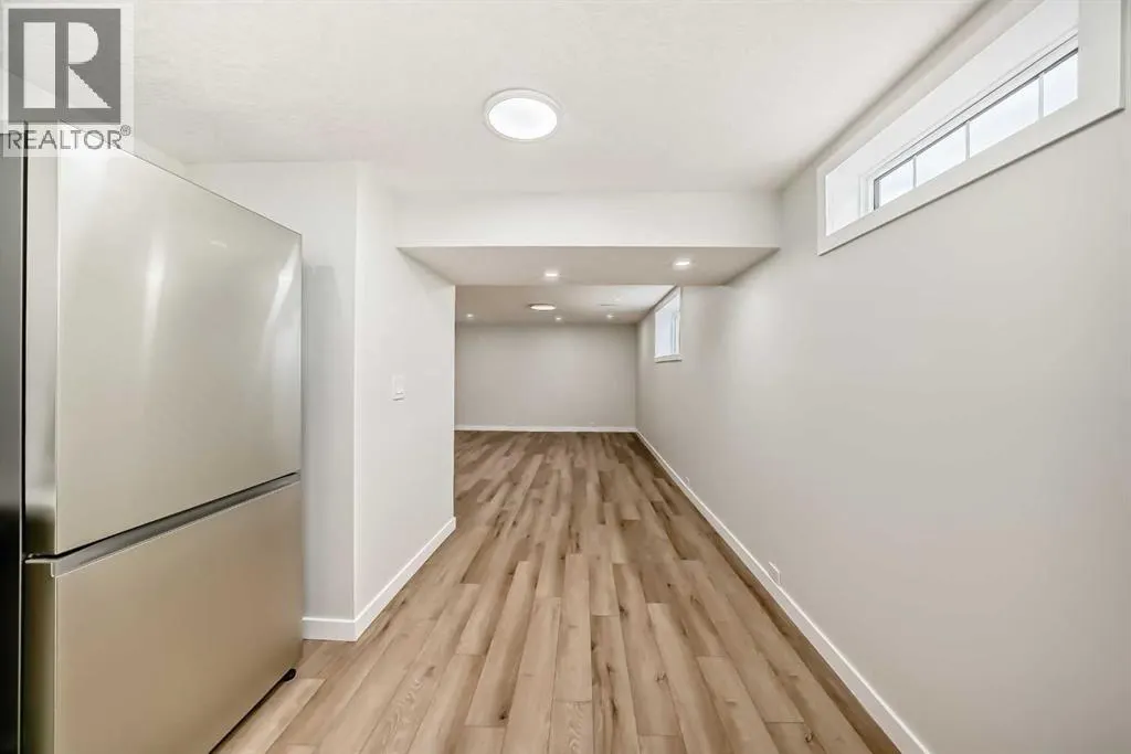 4112 Maryvale Drive NE