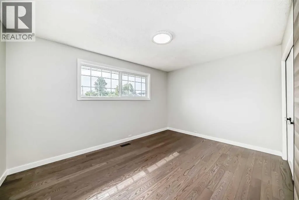 4112 Maryvale Drive NE
