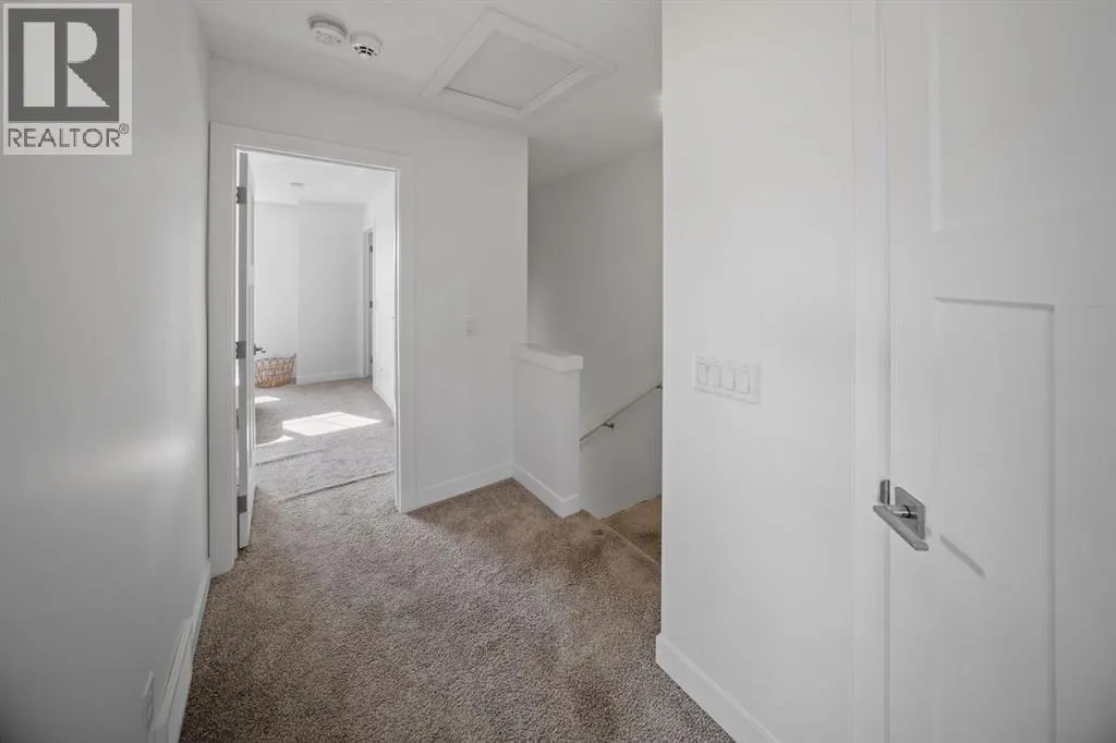 139 Evanscrest Gardens NW