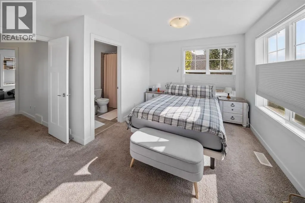 139 Evanscrest Gardens NW