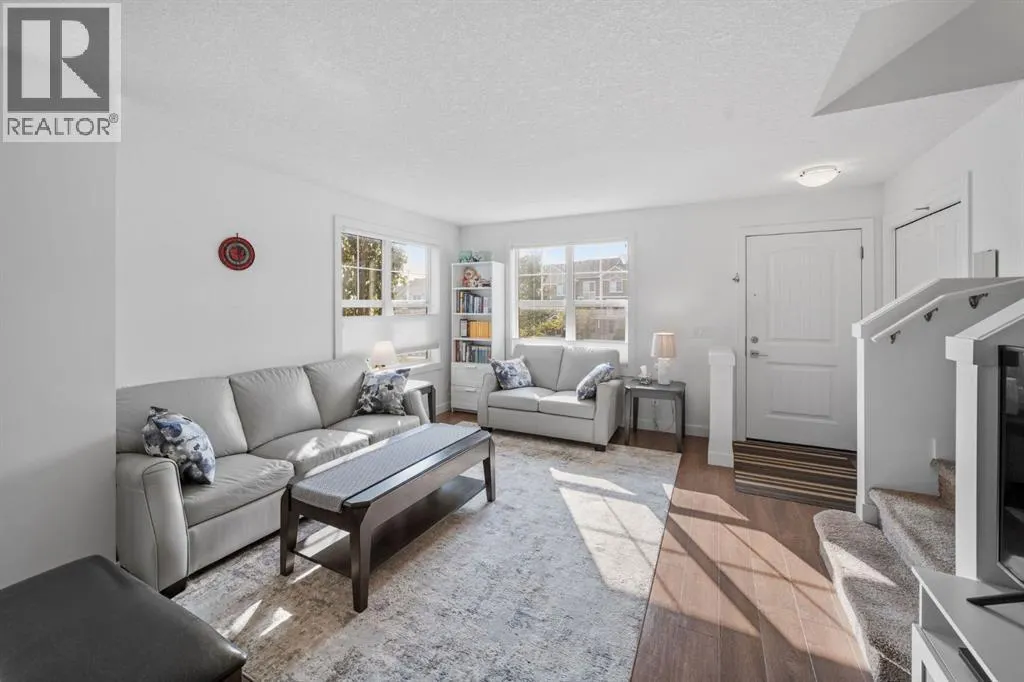 139 Evanscrest Gardens NW