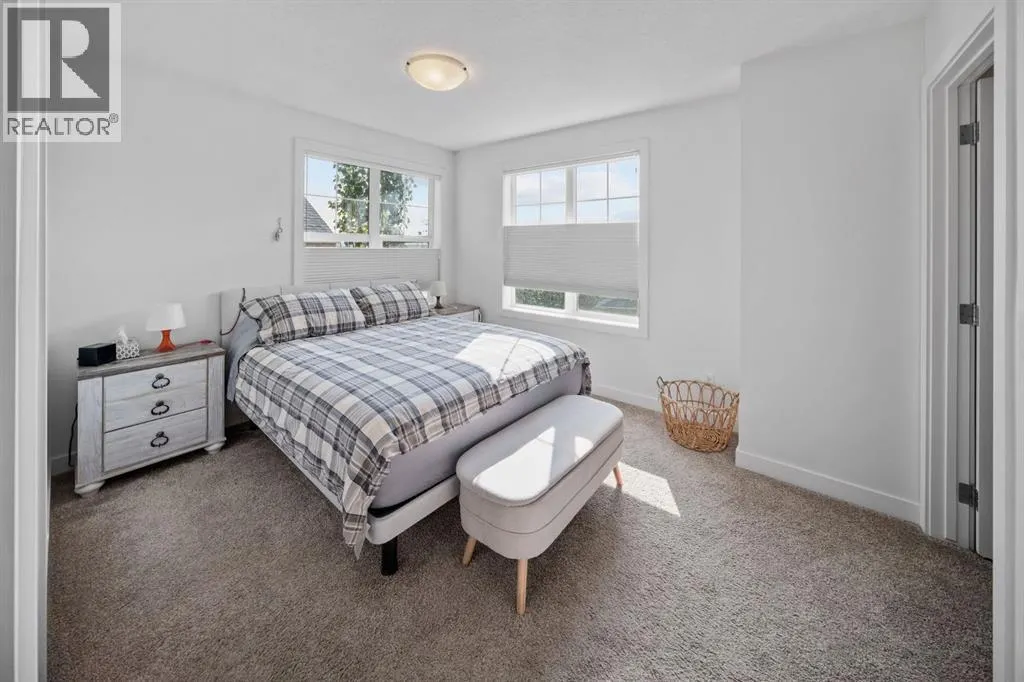 139 Evanscrest Gardens NW