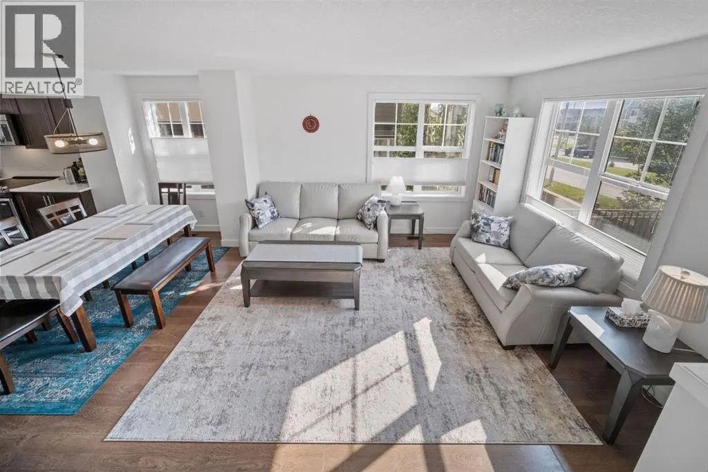 139 Evanscrest Gardens NW