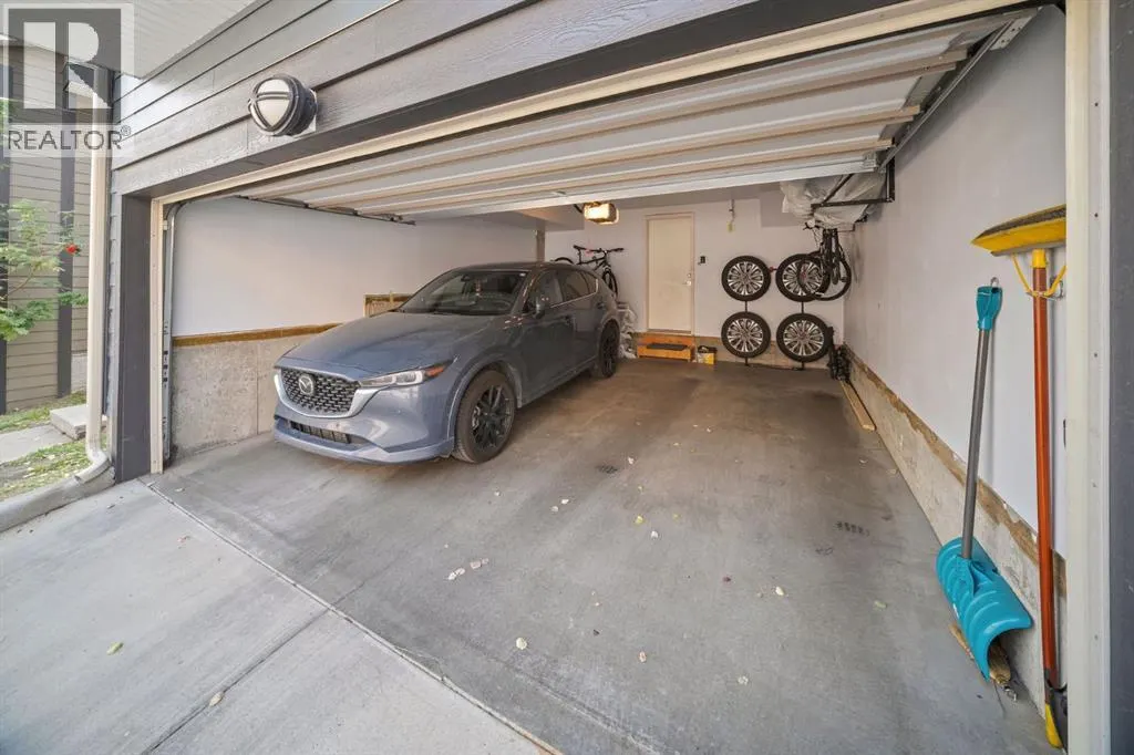 139 Evanscrest Gardens NW