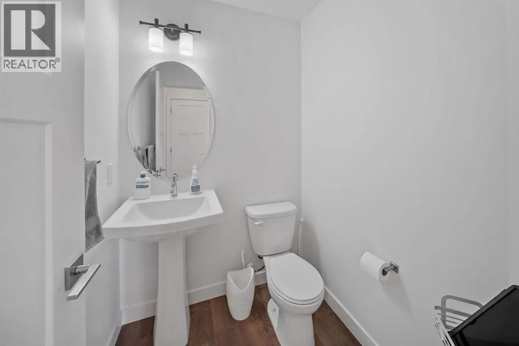 139 Evanscrest Gardens NW