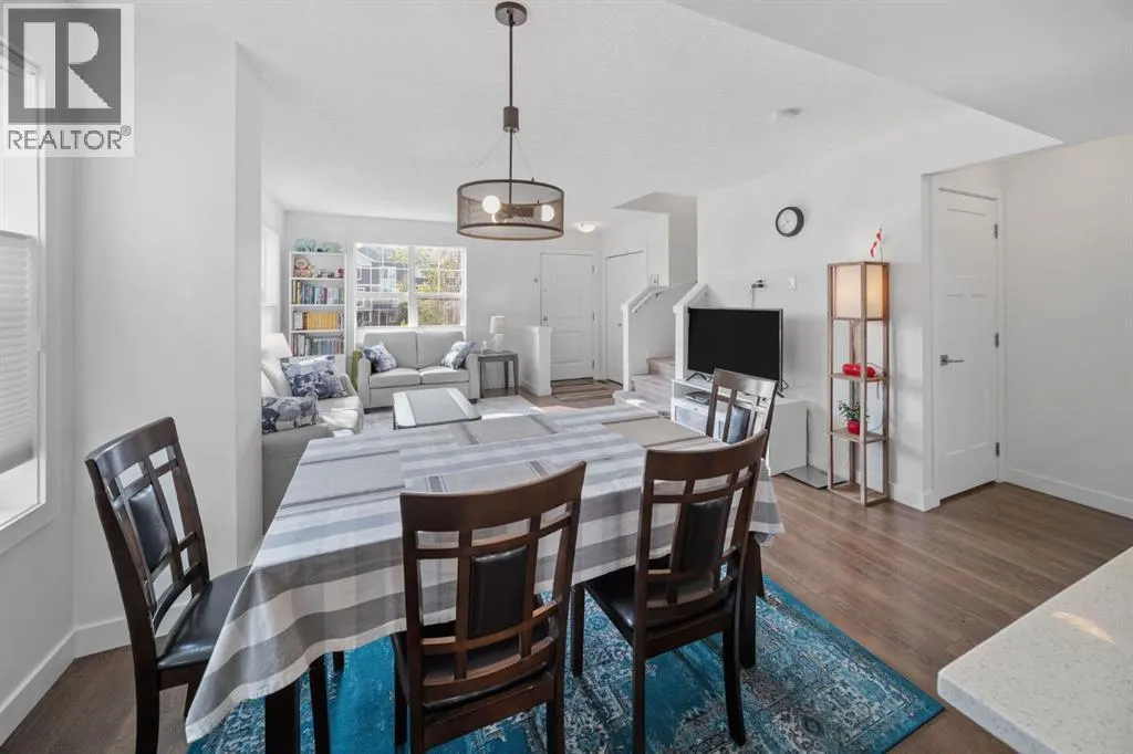 139 Evanscrest Gardens NW