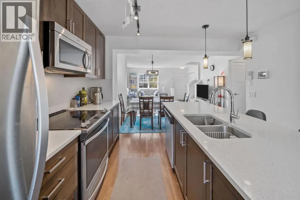 139 Evanscrest Gardens NW